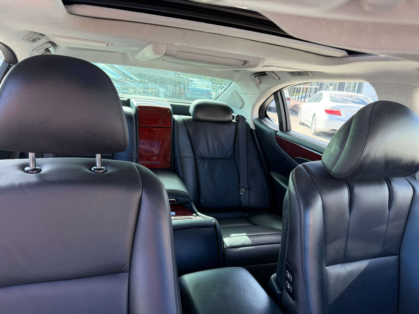 2007 Lexus LS600hL AWD V8 5.0L Hybrid luxury sedan interior with black leather seats
