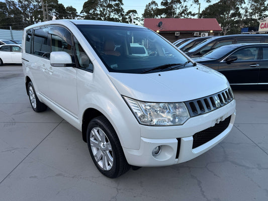 2017 Mitsubishi Delica D5 2.3 Diesel-Turbo 4WD Power Package in white, showcasing its stylish exterior and spacious design.