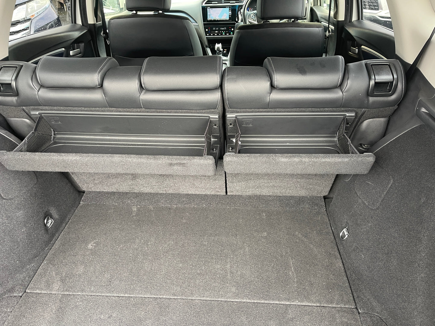 2019 Honda Shuttle Hybrid X Honda Sensing Edition 5 seater, 6ZZK000GP72010507 (#0507)