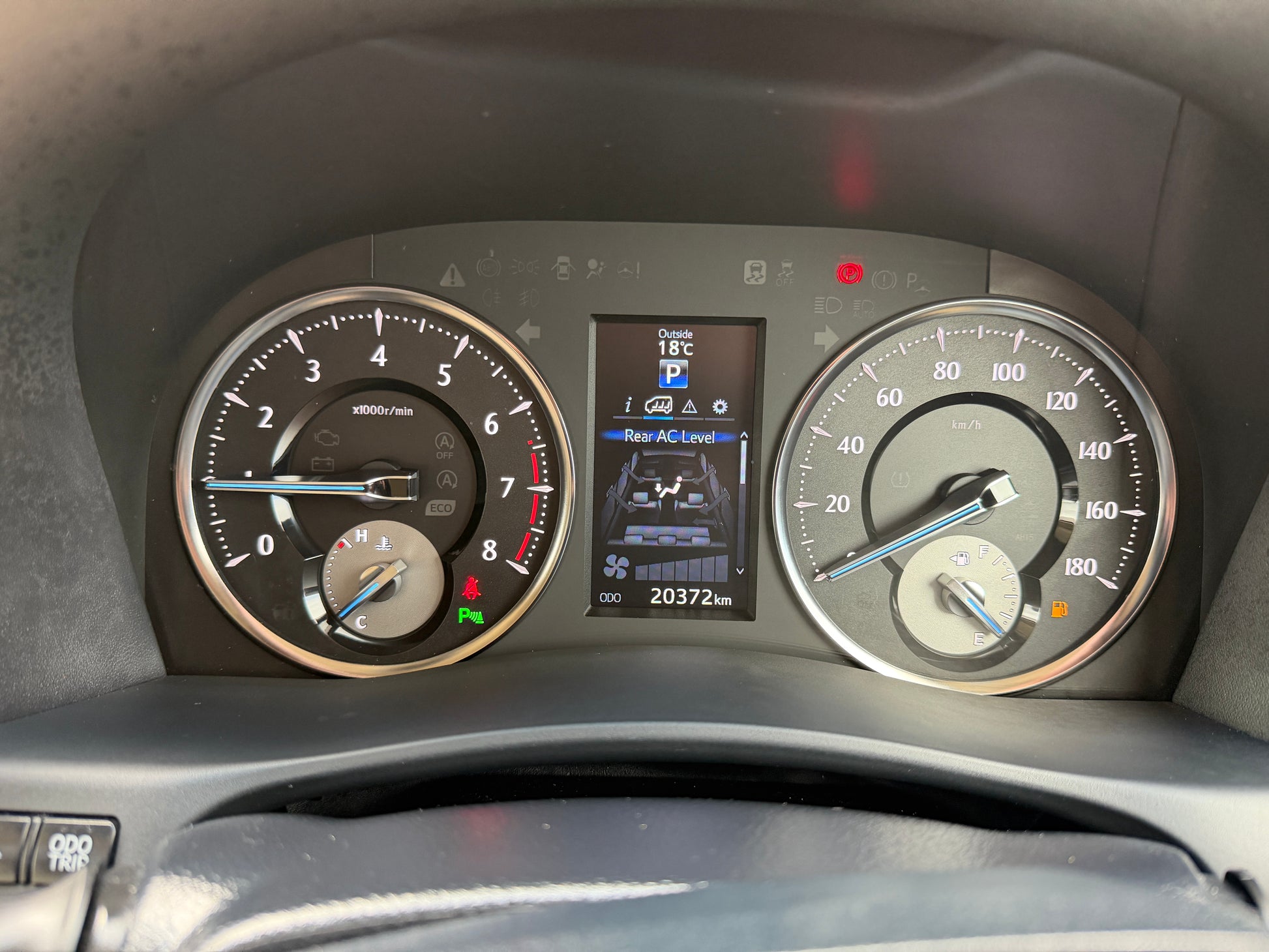 2016 Toyota Vellfire 2.5L exterior angle view