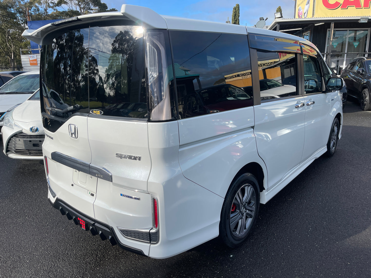 2018 Honda Honda Stepwgn 2.0 Spada Hybrid G Honda Sensing 7 seater, VIN 6ZZJ000RP51069699 (#9699)