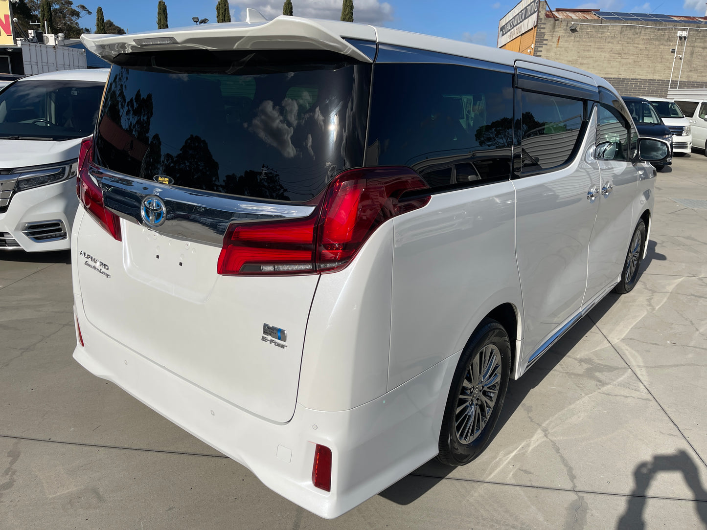 2019 Toyota Alphard 2.5L e-Four Hybrid Executive Lounge S Edition 7 seats, VIN 6ZZK0AYH300099850 (#9850)