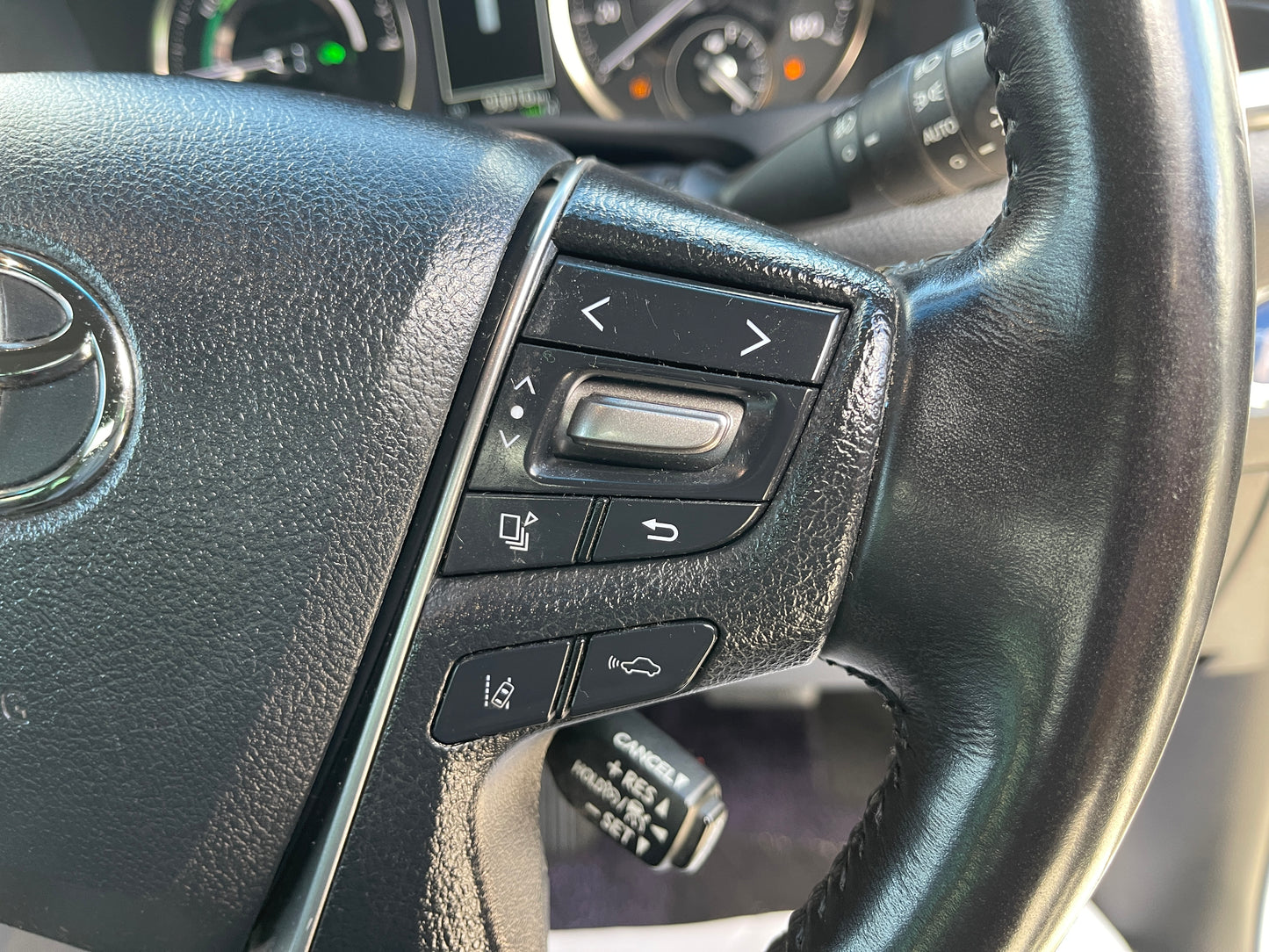 2019 Toyota Alphard 2.5L e-Four Hybrid Executive Lounge S Edition 7 seats, VIN 6ZZK0AYH300099850 (#9850)
