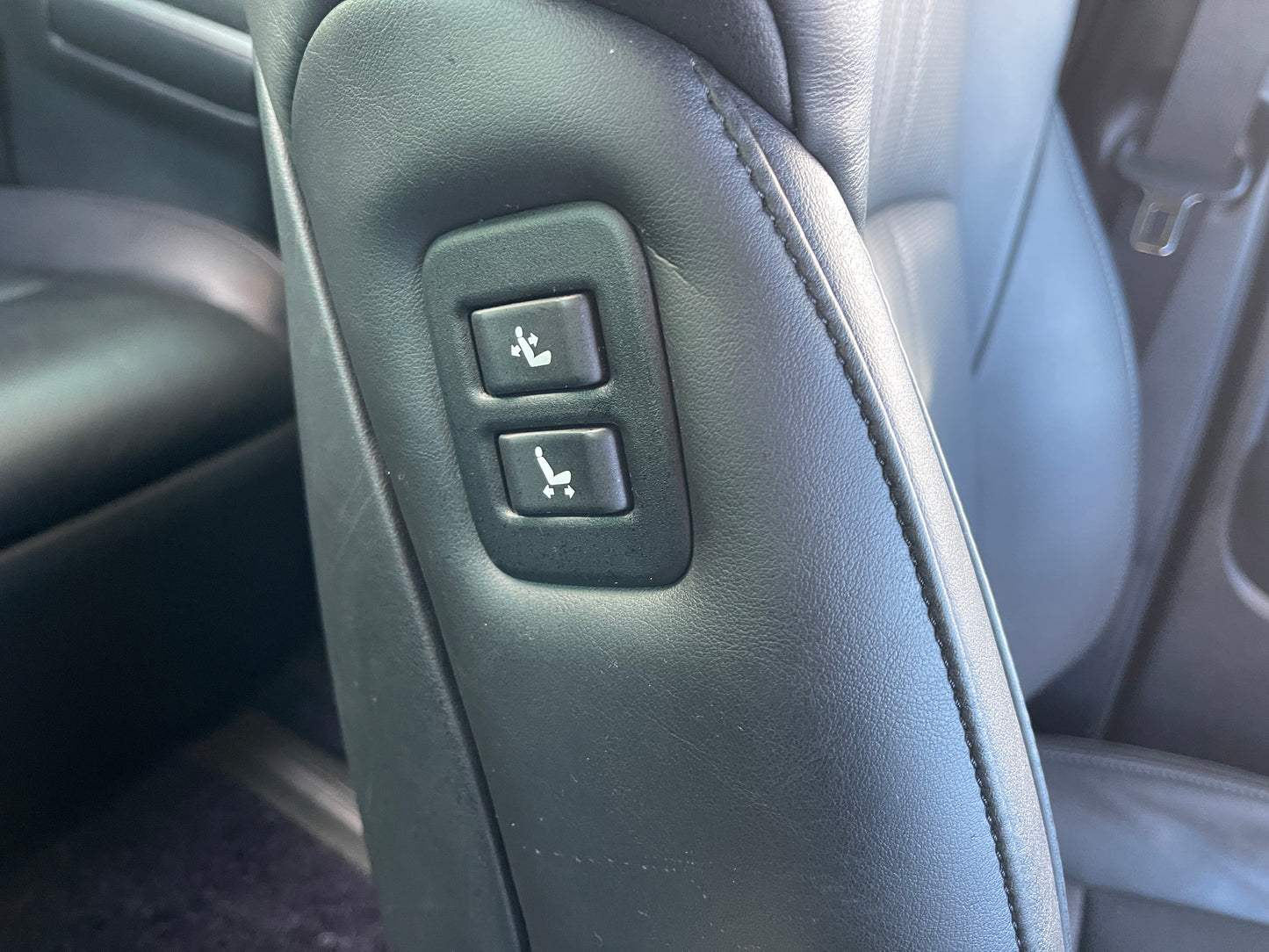 2019 Toyota Alphard 2.5L e-Four Hybrid Executive Lounge S Edition 7 seats, VIN 6ZZK0AYH300099850 (#9850)