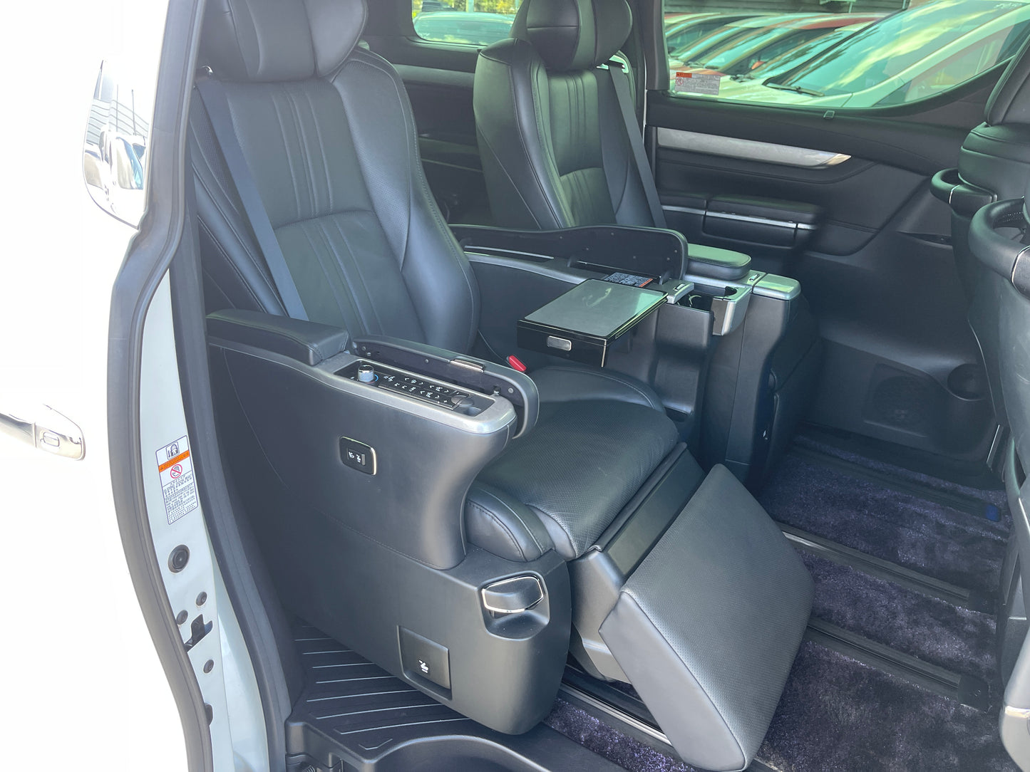 2019 Toyota Alphard 2.5L e-Four Hybrid Executive Lounge S Edition 7 seats, VIN 6ZZK0AYH300099850 (#9850)