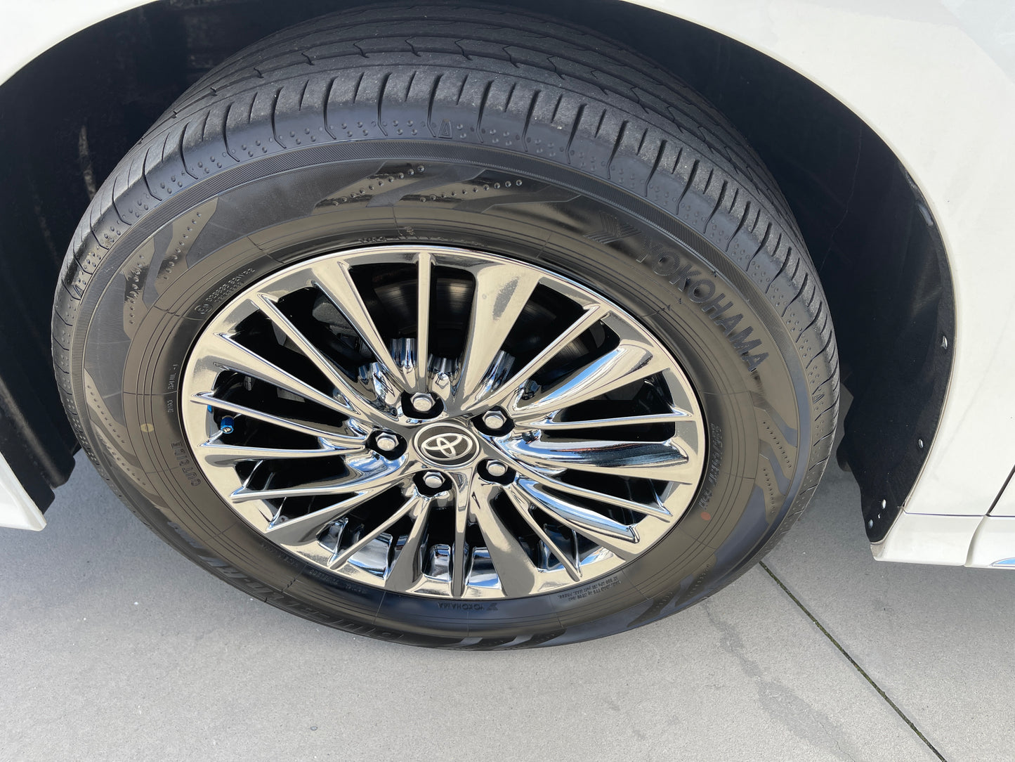 2019 Toyota Alphard 2.5L e-Four Hybrid Executive Lounge S Edition 7 seats, VIN 6ZZK0AYH300099850 (#9850)