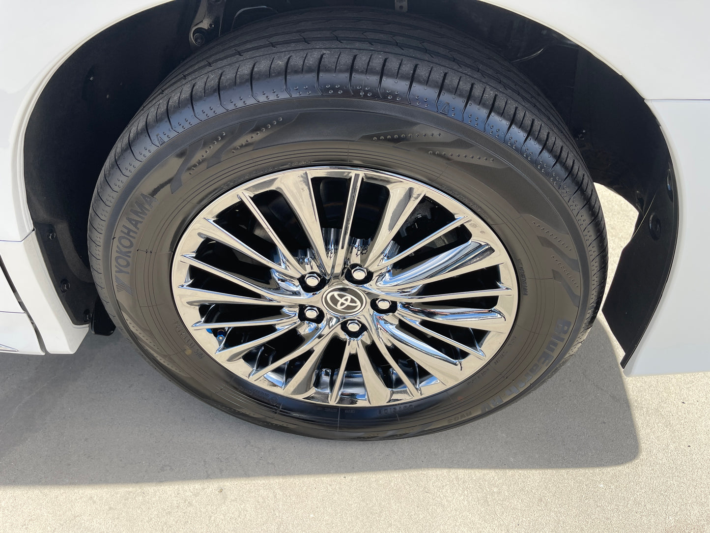 2019 Toyota Alphard 2.5L e-Four Hybrid Executive Lounge S Edition 7 seats, VIN 6ZZK0AYH300099850 (#9850)