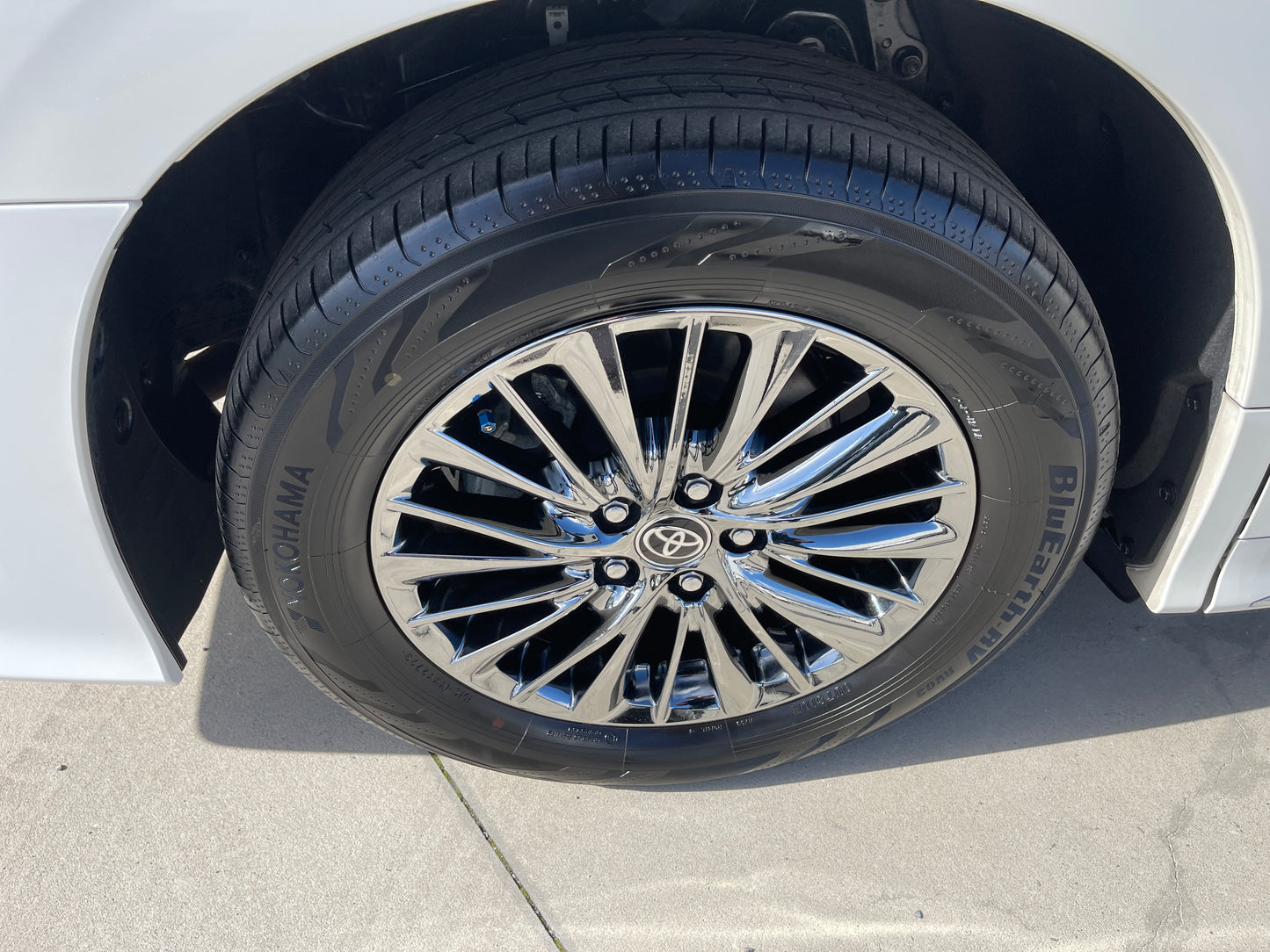 2019 Toyota Alphard 2.5L e-Four Hybrid Executive Lounge S Edition 7 seats, VIN 6ZZK0AYH300099850 (#9850)