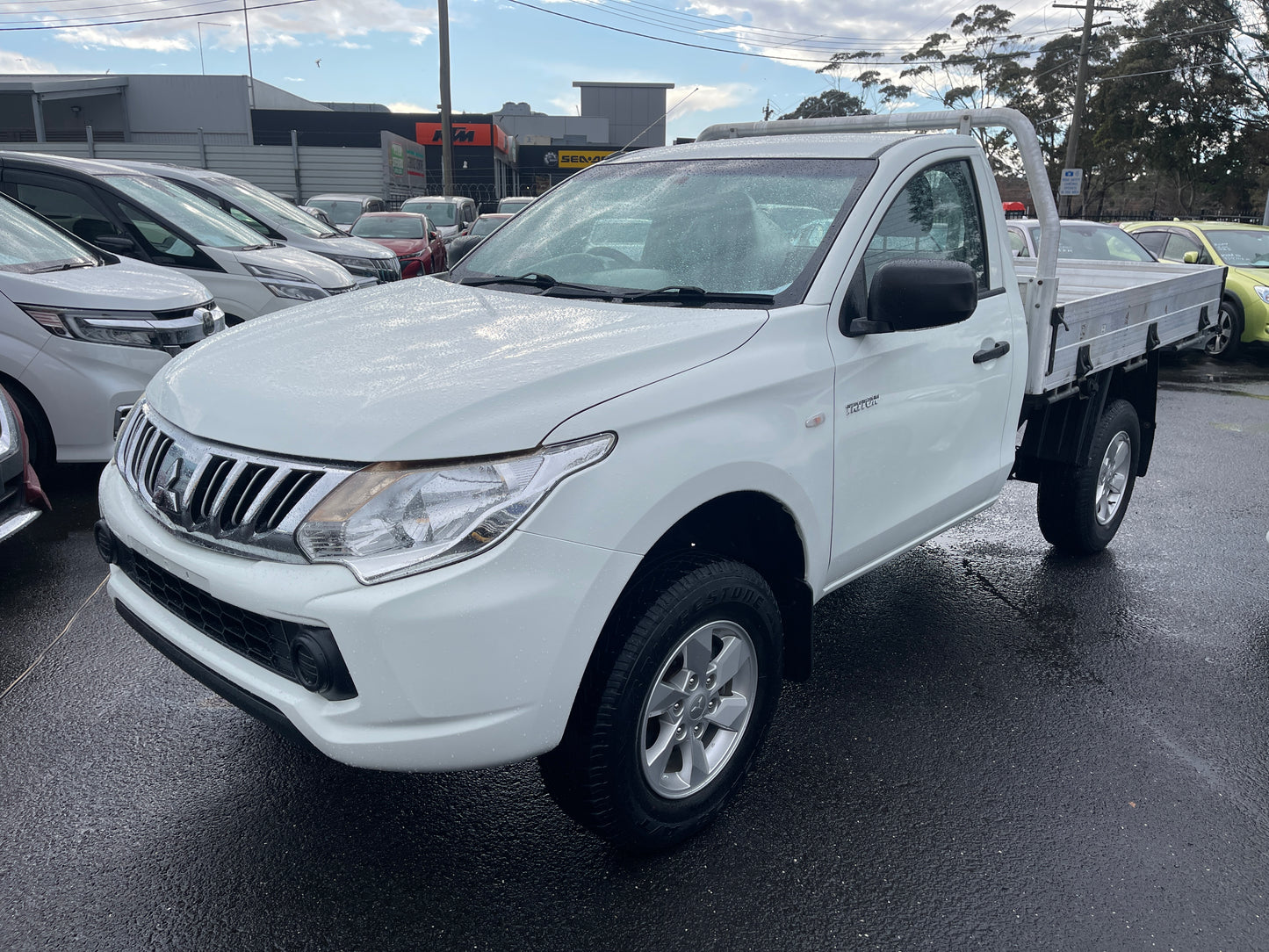 2016 Mitsubishi Triton Single Cab 2.4L Diesel-Turbo, VIN MMAYJKK10GH018221 (#8221)