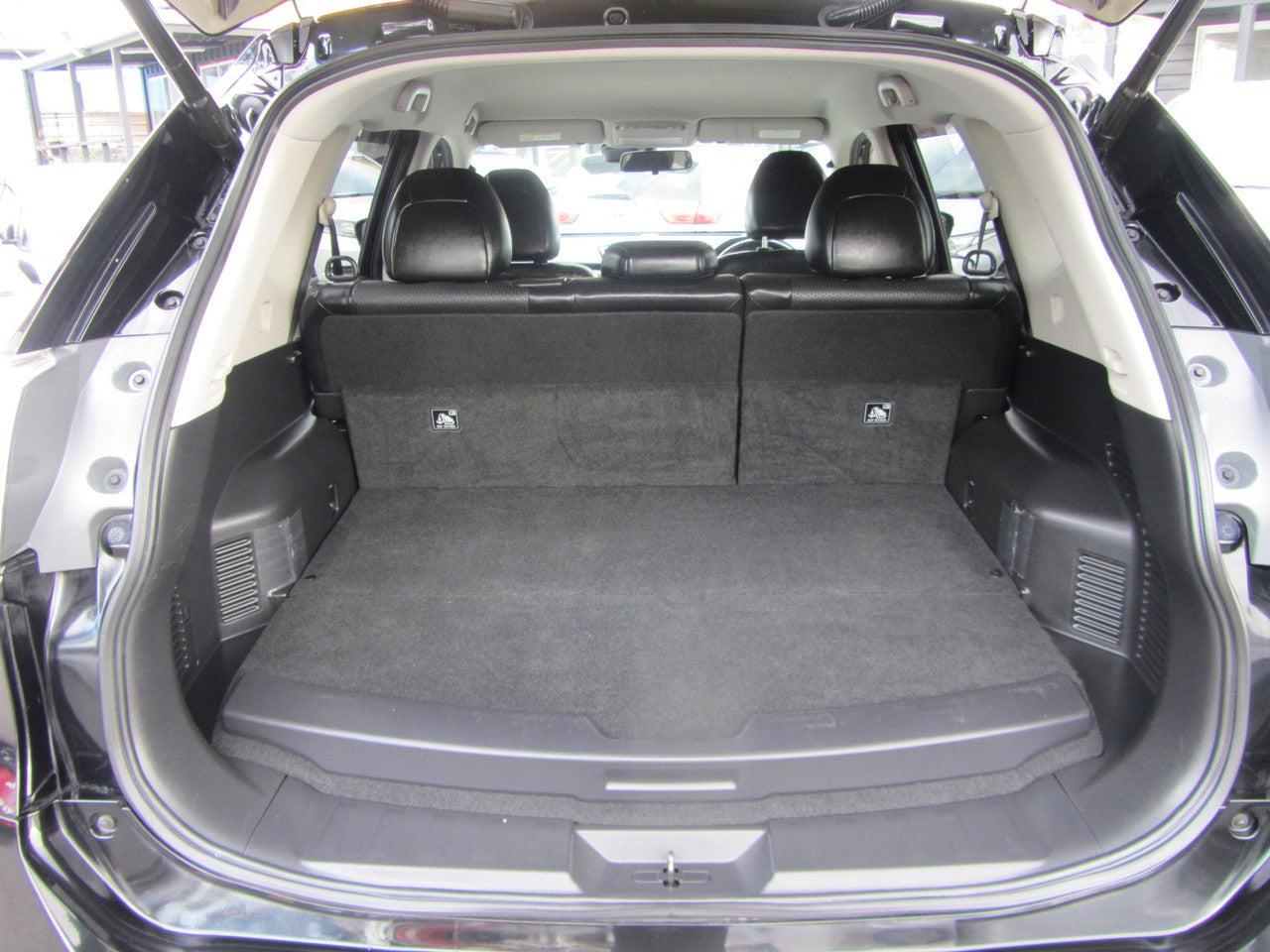 2017 Nissan X-Trail 2.0L 4WD Hybrid Mode Premier Autech Emergency Brake Package, VIN 6ZZH00HNT32131651 (#1651)