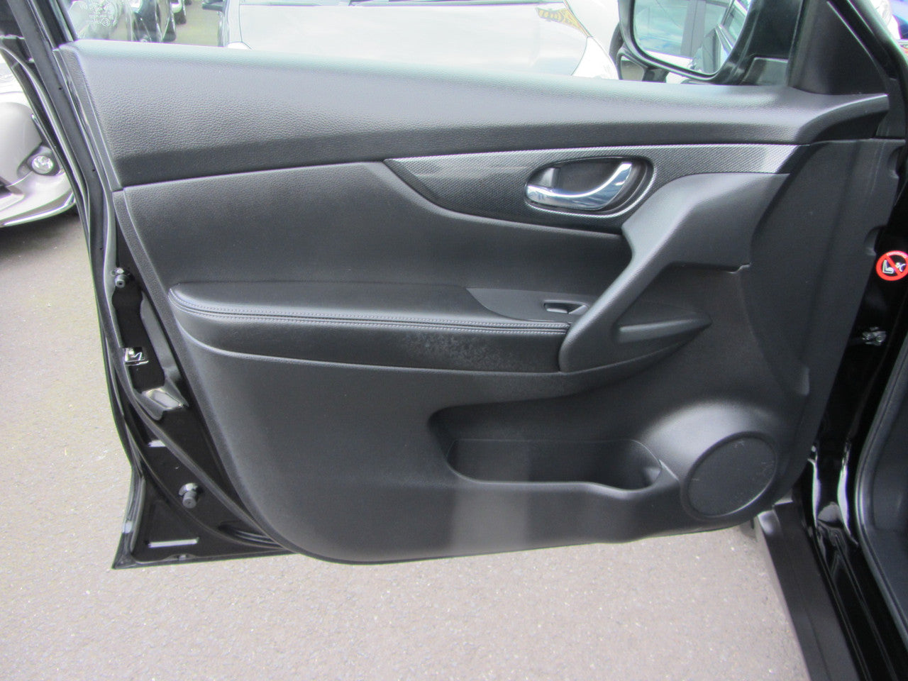 2017 Nissan X-Trail 2.0L 4WD Hybrid Mode Premier Autech Emergency Brake Package, VIN 6ZZH00HNT32131651 (#1651)