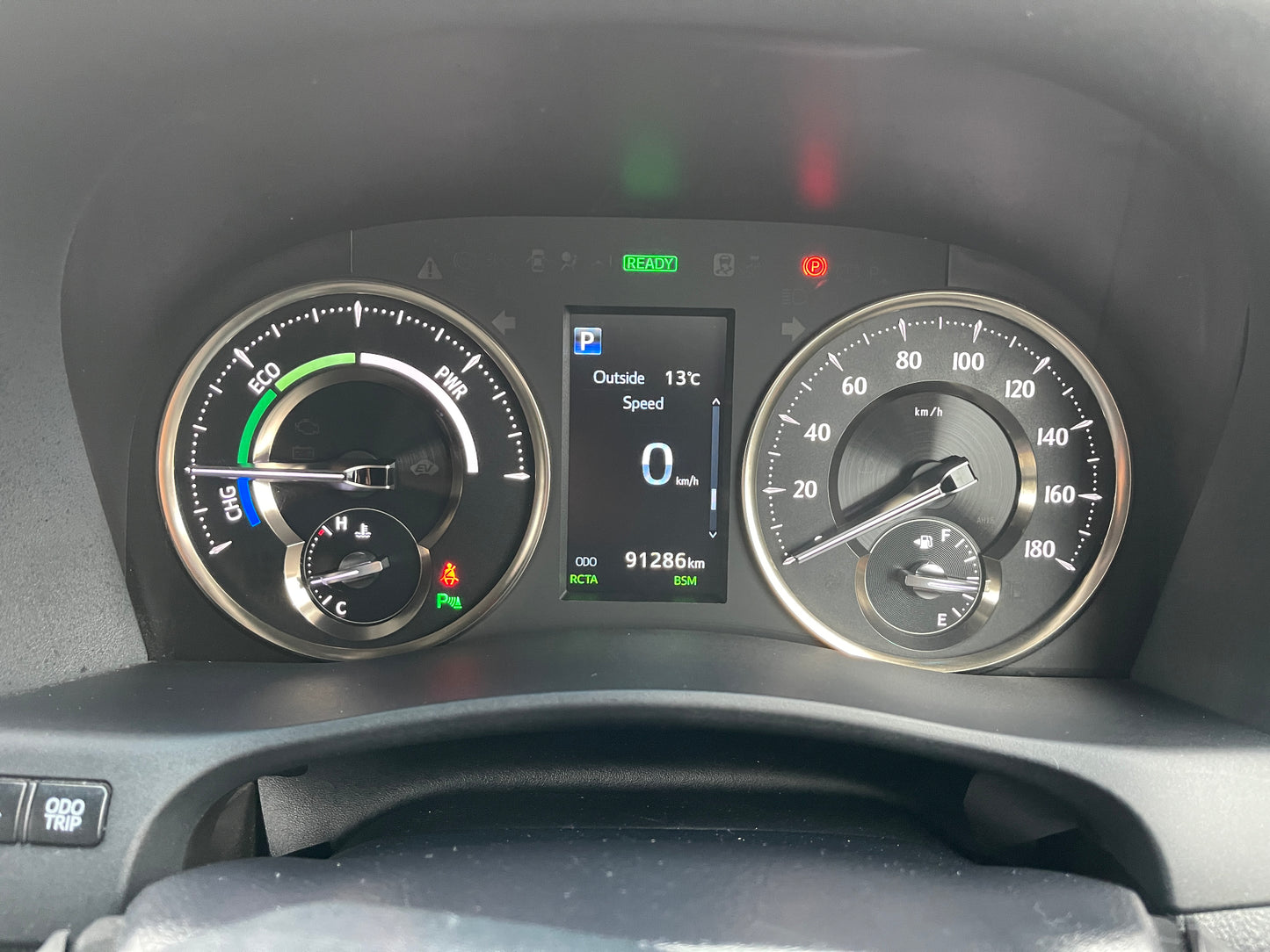 2019 Toyota Alphard 2.5L e-Four Hybrid Executive Lounge S Edition 7 seats, VIN 6ZZK0AYH300098098 (#8098)