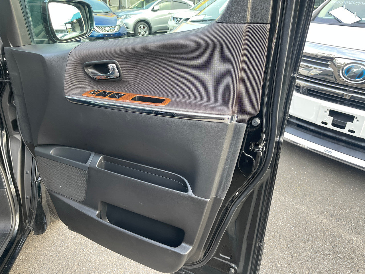 2008 Nissan Elgrand V6 2.5L Highway Star Premium Black Leather, VIN 6U90000ME51165419 (#5419)