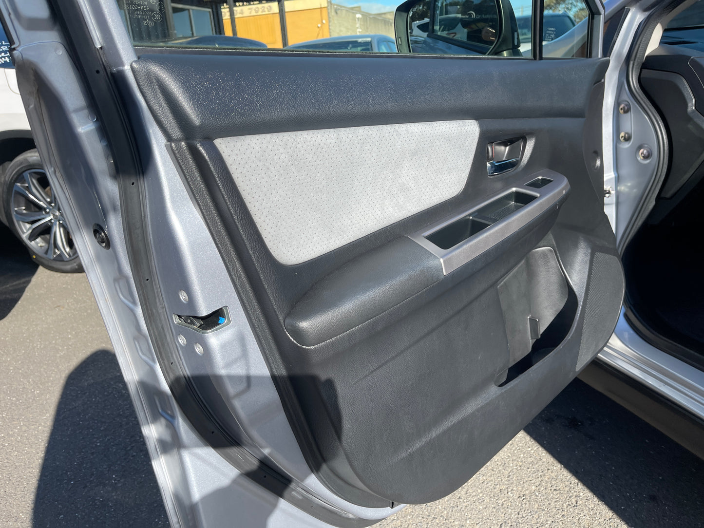 2014 Subaru XV Hybrid 2.0i-L EyeSight 4WD, VIN 6ZZD0000GPE008592 (8592)