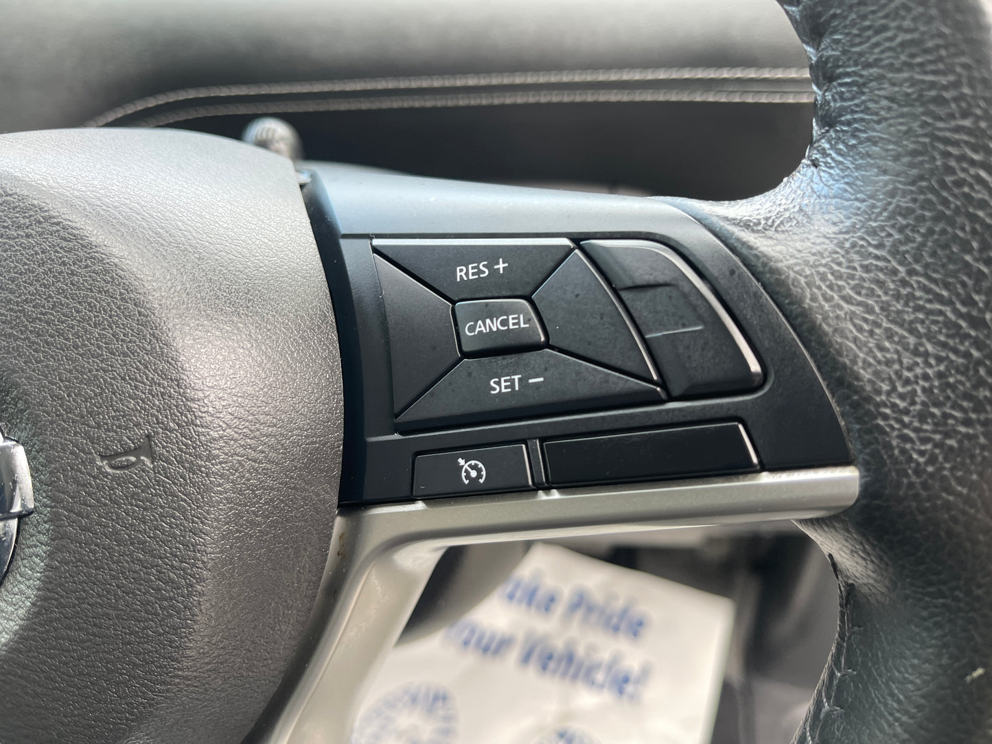 2016 Nissan Serena 2.0L S-Hybrid Highway Star G Edition 8 seats, VIN 6ZZG00GFC27010610 (#0610)