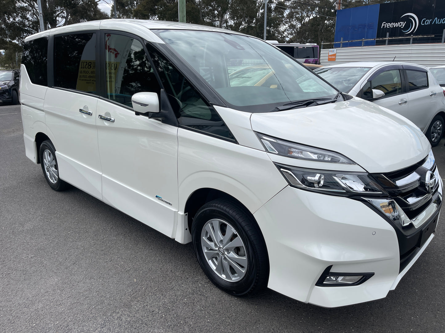 2016 Nissan Serena 2.0L 4WD S-Hybrid Highway Star ProPilot Edition 8 seats, VIN 6ZZG0GFNC27001641 (#1641)