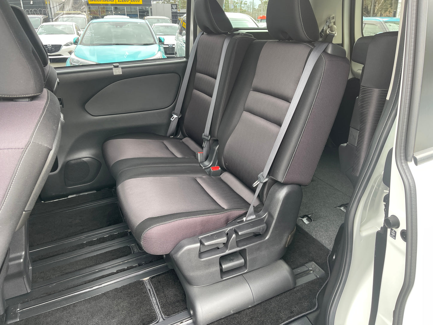 2016 Nissan Serena 2.0L 4WD S-Hybrid Highway Star ProPilot Edition 8 seats, VIN 6ZZG0GFNC27001641 (#1641)