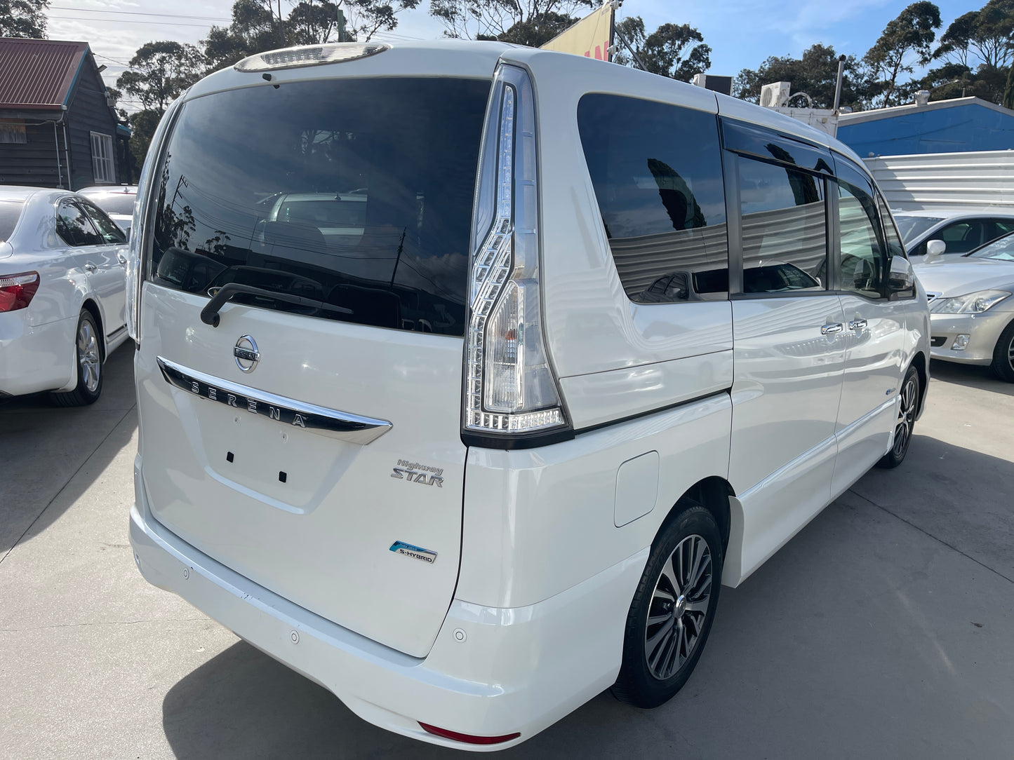2016 Nissan Serena 2.0L S-Hybrid Highway Star, VIN 6ZZG00HFC26301626 (#1626)