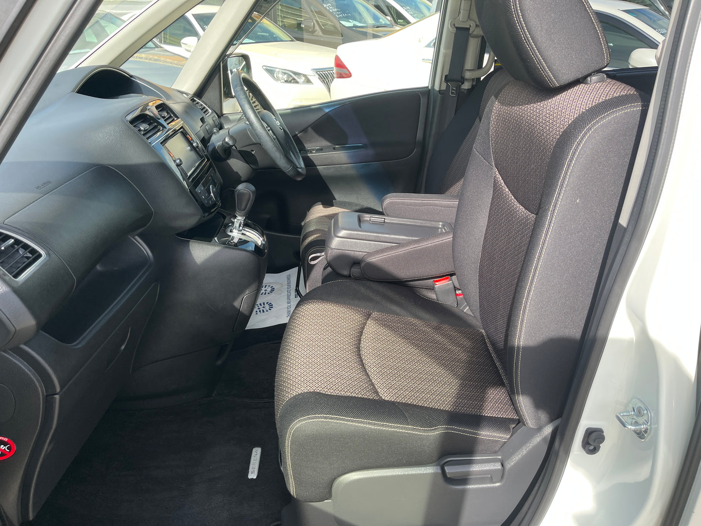 2016 Nissan Serena 2.0L S-Hybrid Highway Star, VIN 6ZZG00HFC26301626 (#1626)