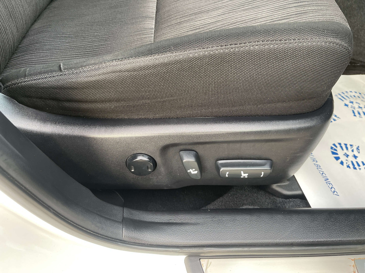 Adjustable seat controls of a 2011 Toyota Mark X V6 3.5L 350S Sport Sedan for optimal driving comfort.