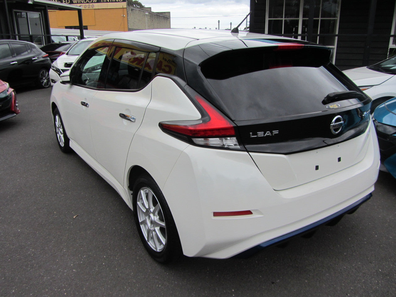 2018 Nissan Leaf 40kW X-Edition Full Electric, VIN 6U900000ZE1019915 (#9915)