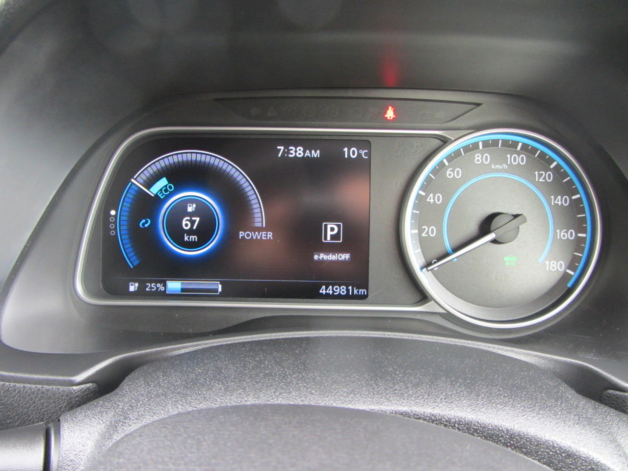 2018 Nissan Leaf 40kW G-Edition Full Electric Full Option, VIN 6U900000ZE1001413 (#1413)