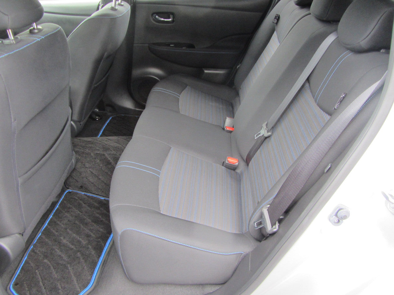 2018 Nissan Leaf 40kW G-Edition Full Electric Full Option, VIN 6U900000ZE1001413 (#1413)