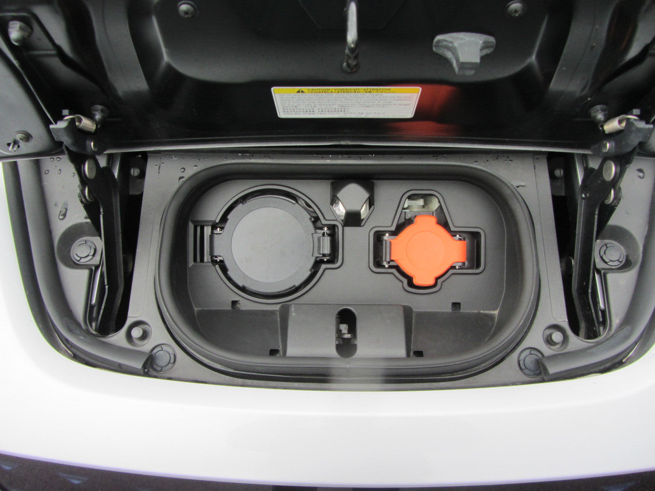 2018 Nissan Leaf 40kW G-Edition Full Electric Full Option, VIN 6U900000ZE1001413 (#1413)