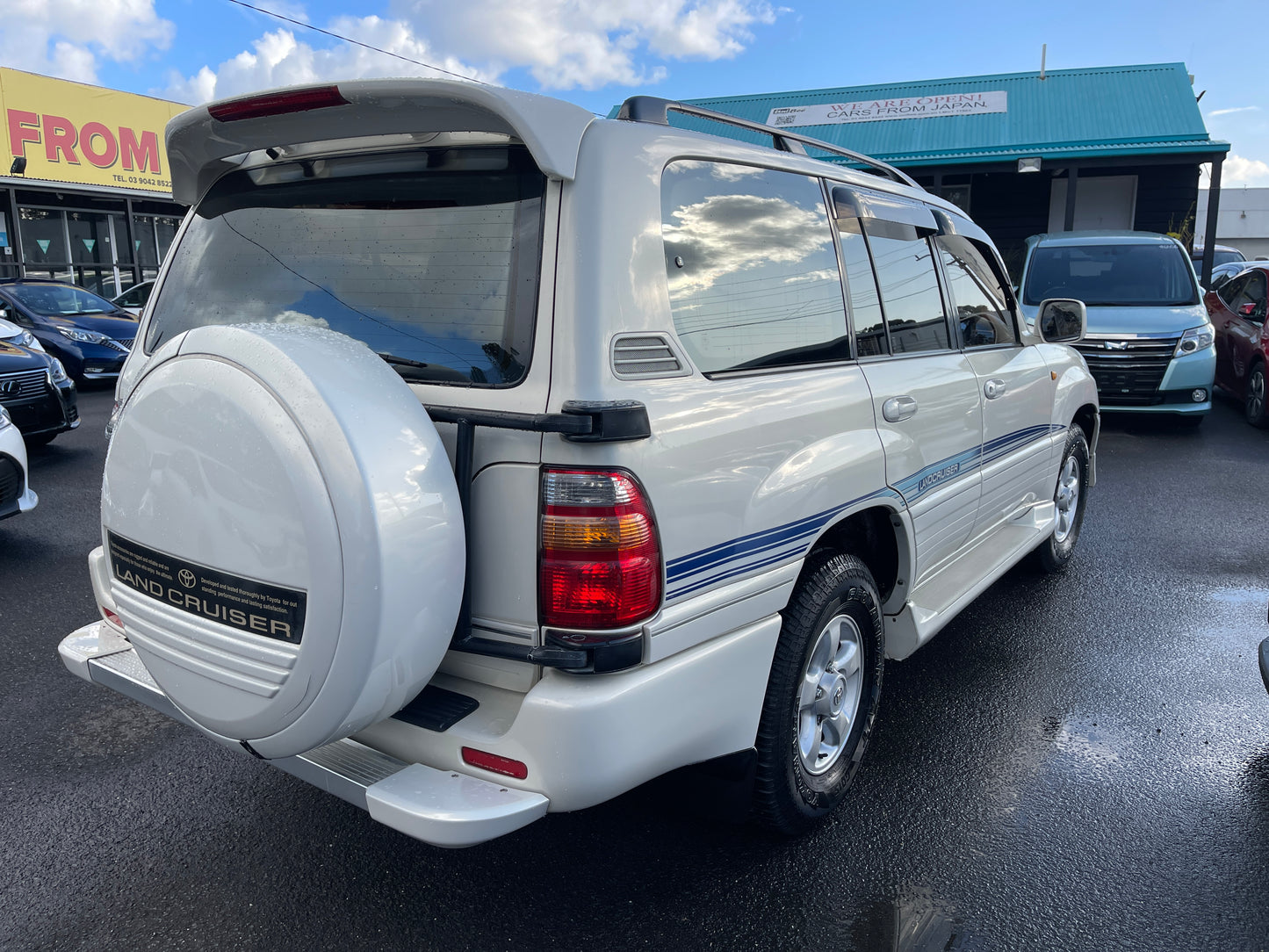 1998 Toyota Land Cruiser 100 VX Limited Full Options, VIN 6ZZWUZJ1000002044 (#2044)