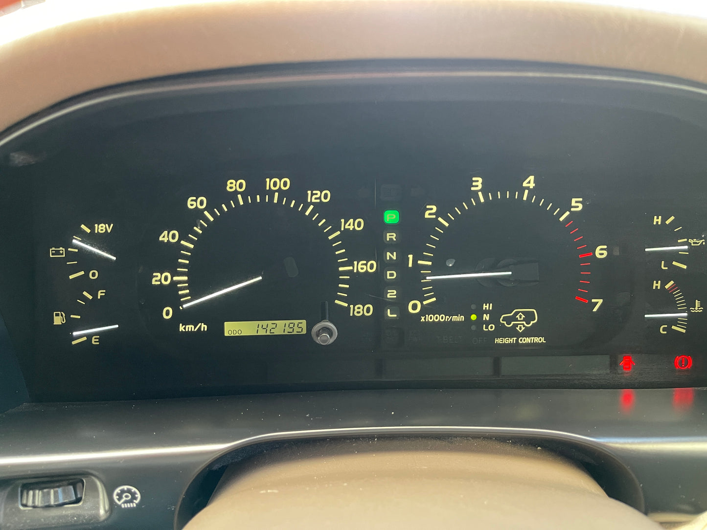 1998 Toyota Land Cruiser 100 VX Limited Full Options, VIN 6ZZWUZJ1000002044 (#2044)