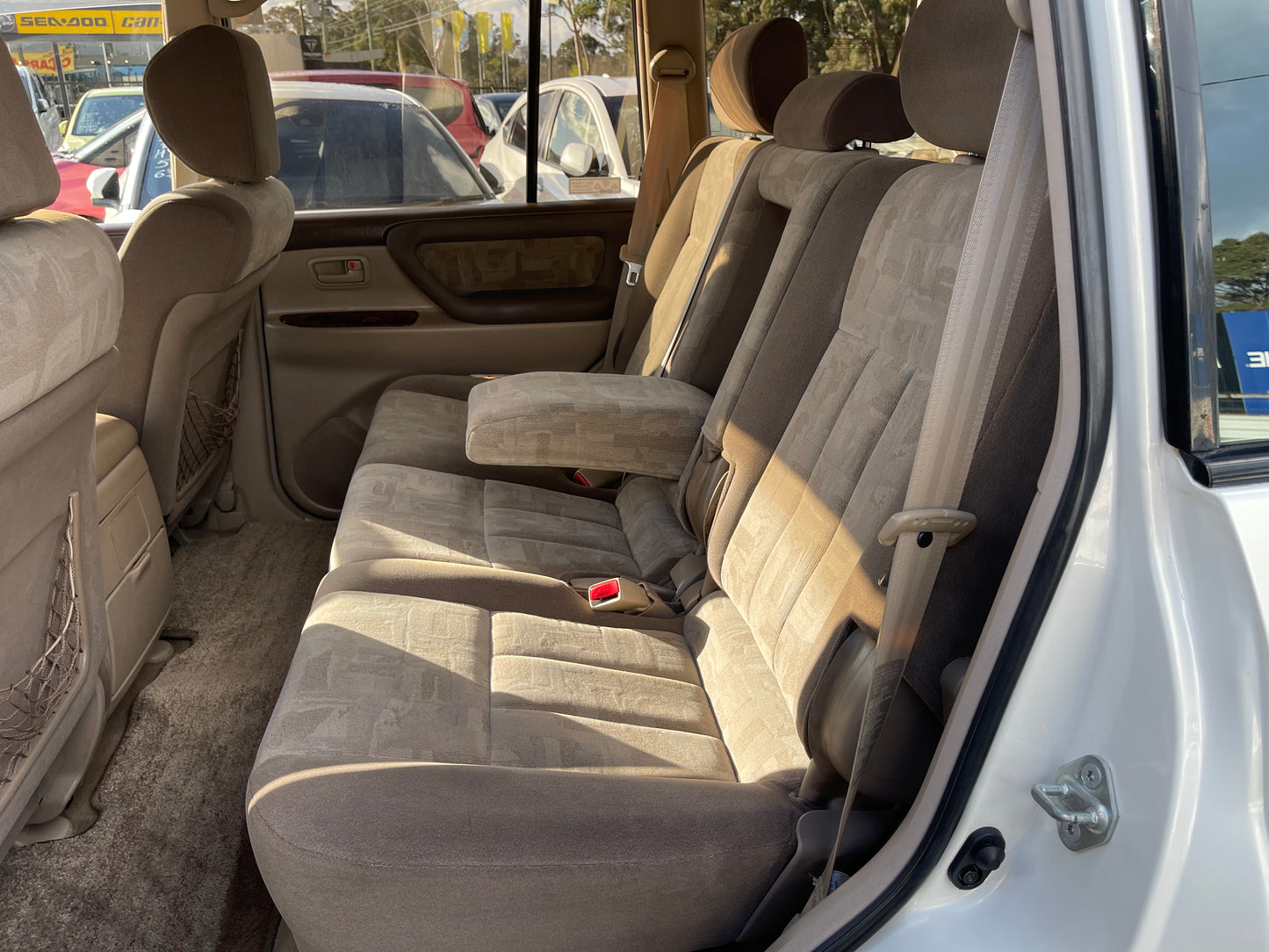 1998 Toyota Land Cruiser 100 VX Limited Full Options, VIN 6ZZWUZJ1000002044 (#2044)