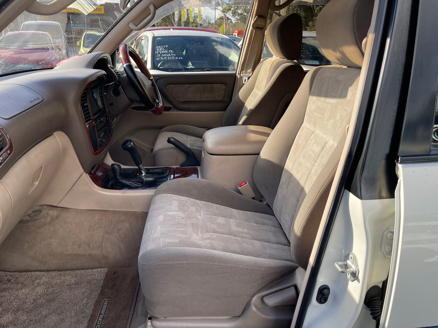 1998 Toyota Land Cruiser 100 VX Limited Full Options, VIN 6ZZWUZJ1000002044 (#2044)