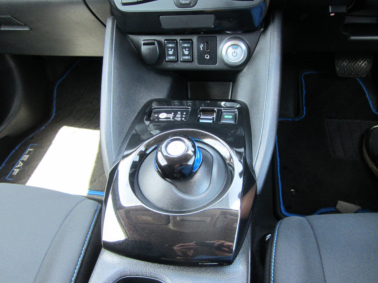 2019 Nissan Leaf 40kW G-Edition Full Electric Full Option, VIN 6ZZK0000ZE1033002 (#3002)