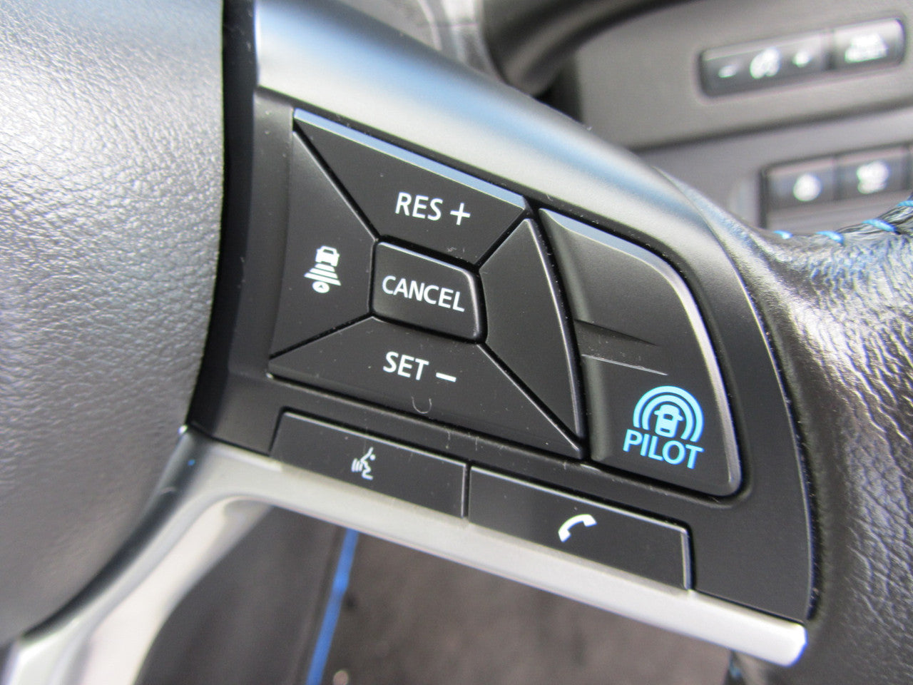 2019 Nissan Leaf 40kW G-Edition Full Electric Full Option, VIN 6ZZK0000ZE1051211 #1211)