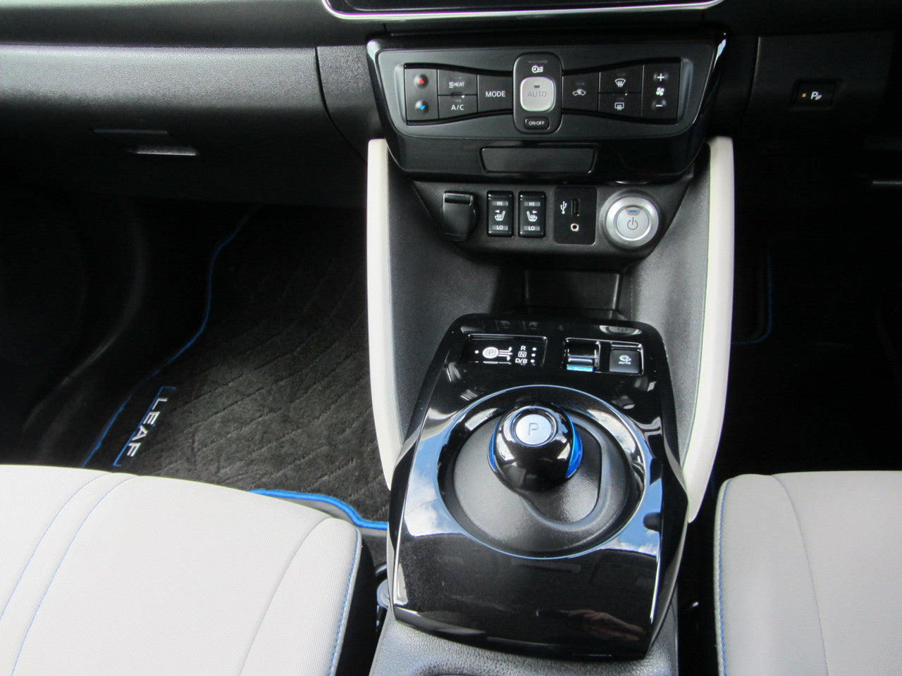 2019 Nissan Leaf 40kW G-Edition Full Electric Full Option, VIN 6ZZK0000ZE1051211 #1211)