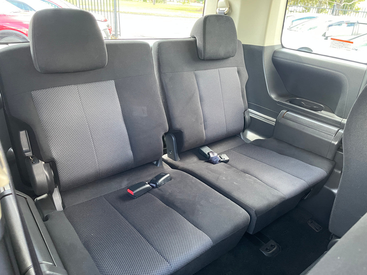 2014 Mitsubishi Delica D5 2.4L 4WD Premium Edition, VIN 6U9000CV5W0903207 (3207)