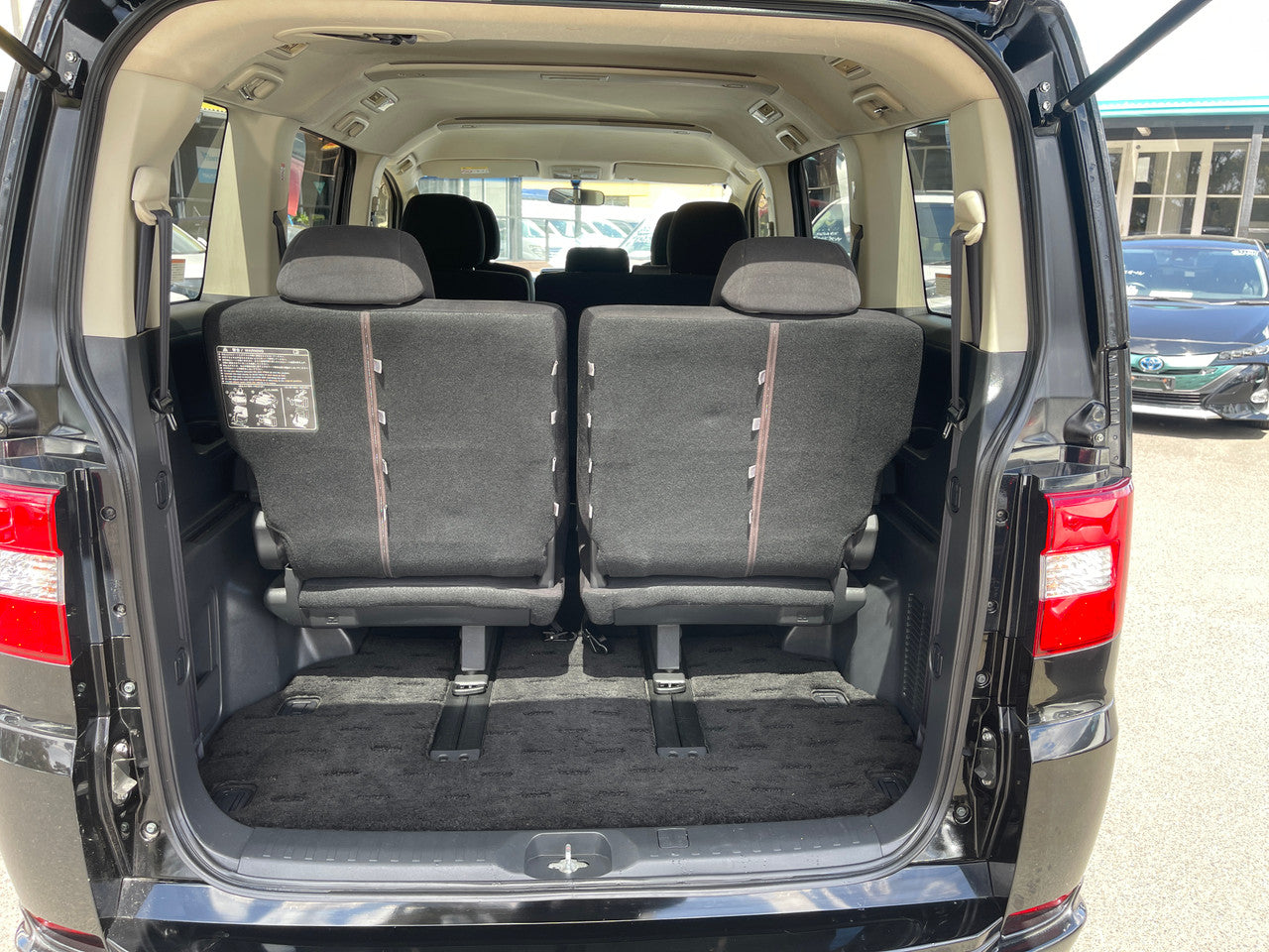 2014 Mitsubishi Delica D5 2.4L 4WD Premium Edition, VIN 6U9000CV5W0903207 (3207)