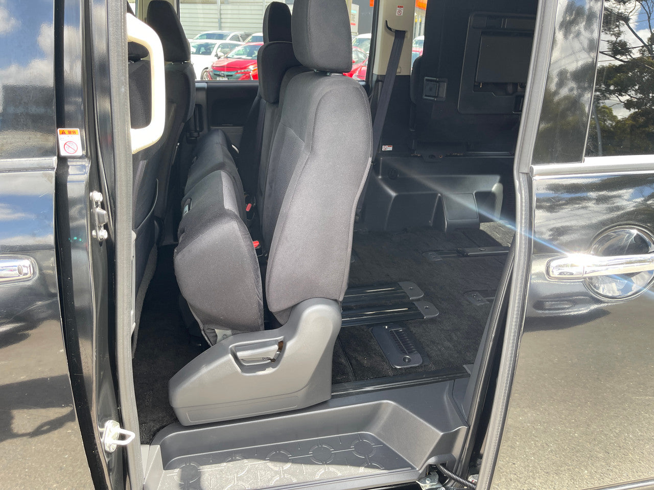 2014 Mitsubishi Delica D5 2.4L 4WD Premium Edition, VIN 6U9000CV5W0903207 (3207)
