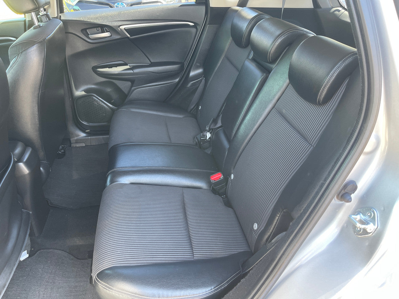 2018 Honda Fit 1.5 Hybrid L Honda Sensing 5 seater, 6ZZJ000GP51331217 (#1217)