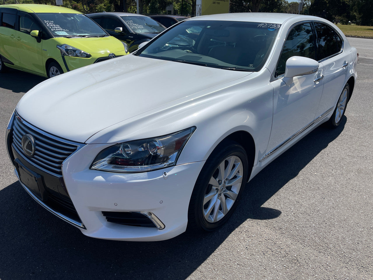 2014 Lexus LS460 AWD V8 4.6L Premium Luxury Sedan, VIN 6ZZE0USF455022733 (#2733)