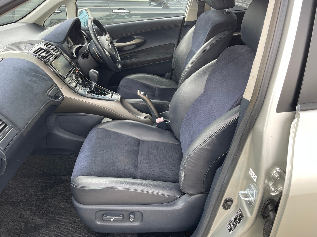 2007 Toyota Blade V6 3.5L Master G Edition, VIN 6ZZ7GRE1561000236 (#0236)