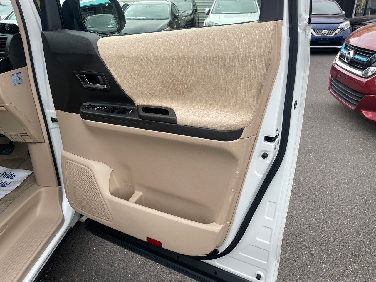 2012 Toyota Alphard 2.4L 4WD Hybrid SR Premium Edition 7 seater, VIN 6ZZC0ATH208021711 (#1711)