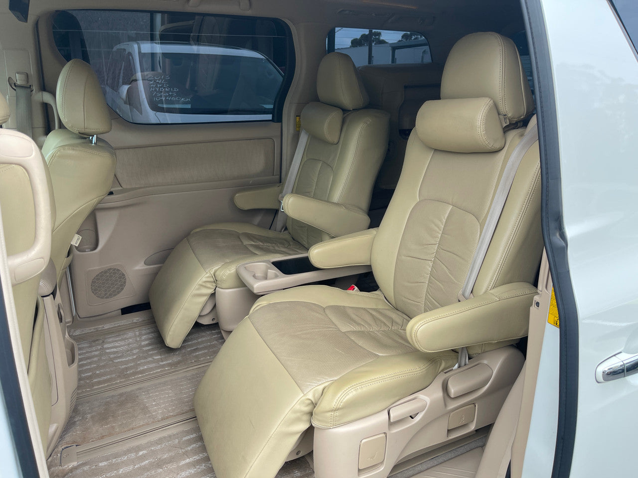 2012 Toyota Alphard 2.4L 4WD Hybrid SR Premium Edition 7 seater, VIN 6ZZC0ATH208021711 (#1711)